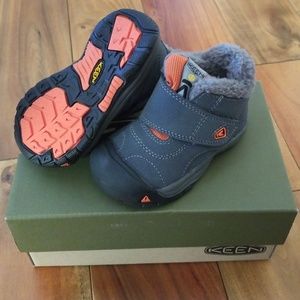 Toddler keen winter waterproof boots size 6